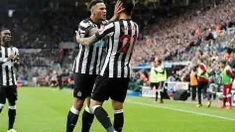 《丁丁：足球界的智慧之星，他的洞察力让我从小便心生敬仰》