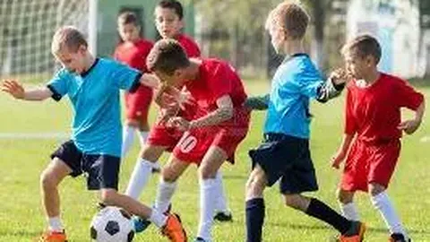 王楚钦强势逆袭，力克袁励岑勇夺全运会乒乓球男单铜牌桂冠！